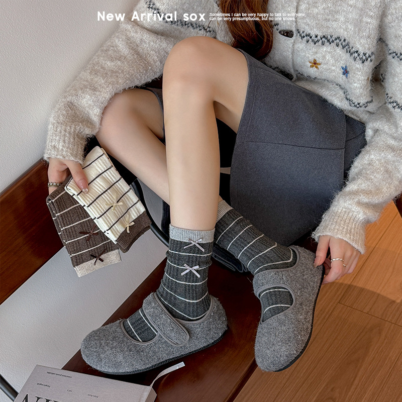 리본 스트라이프 슬라우치 미드 카프 삭스 여성용 한국  - Boot Sock Slouchy 리뷰 및 가격